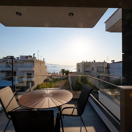 Blue Wave Luxury Suites Nea Iraklitsa Oda fotoğraf