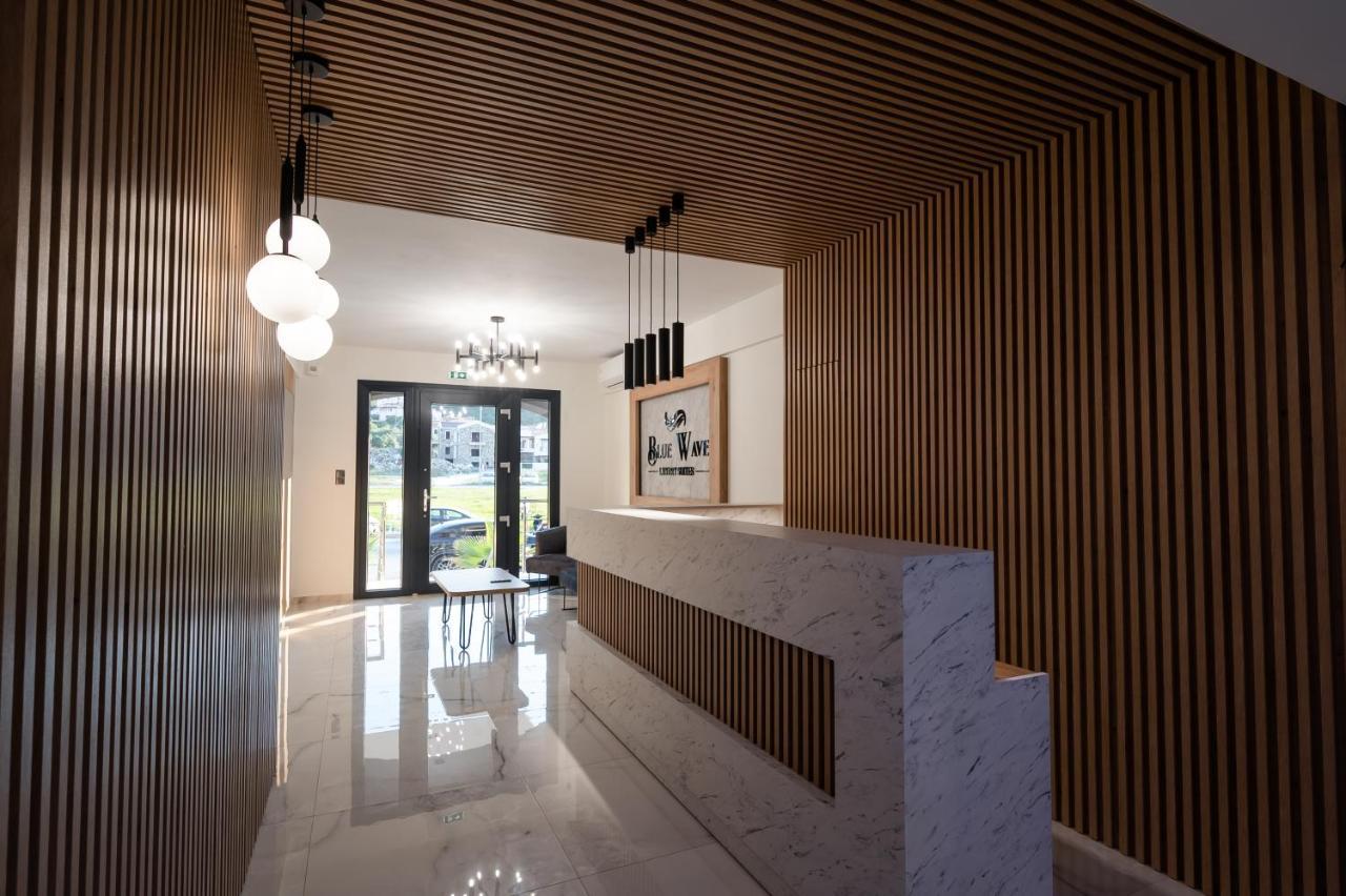 Blue Wave Luxury Suites Nea Iraklitsa Dış mekan fotoğraf