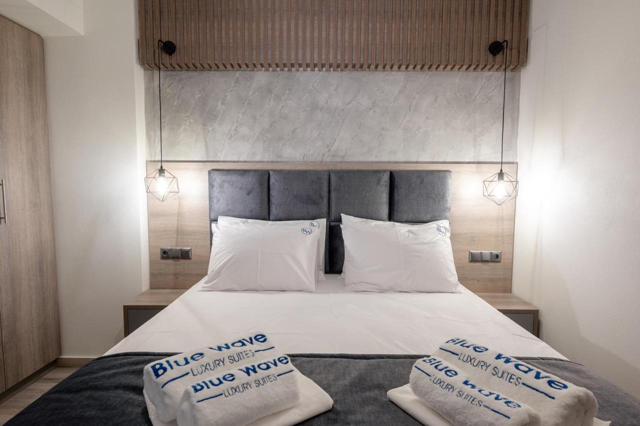 Blue Wave Luxury Suites Nea Iraklitsa Dış mekan fotoğraf