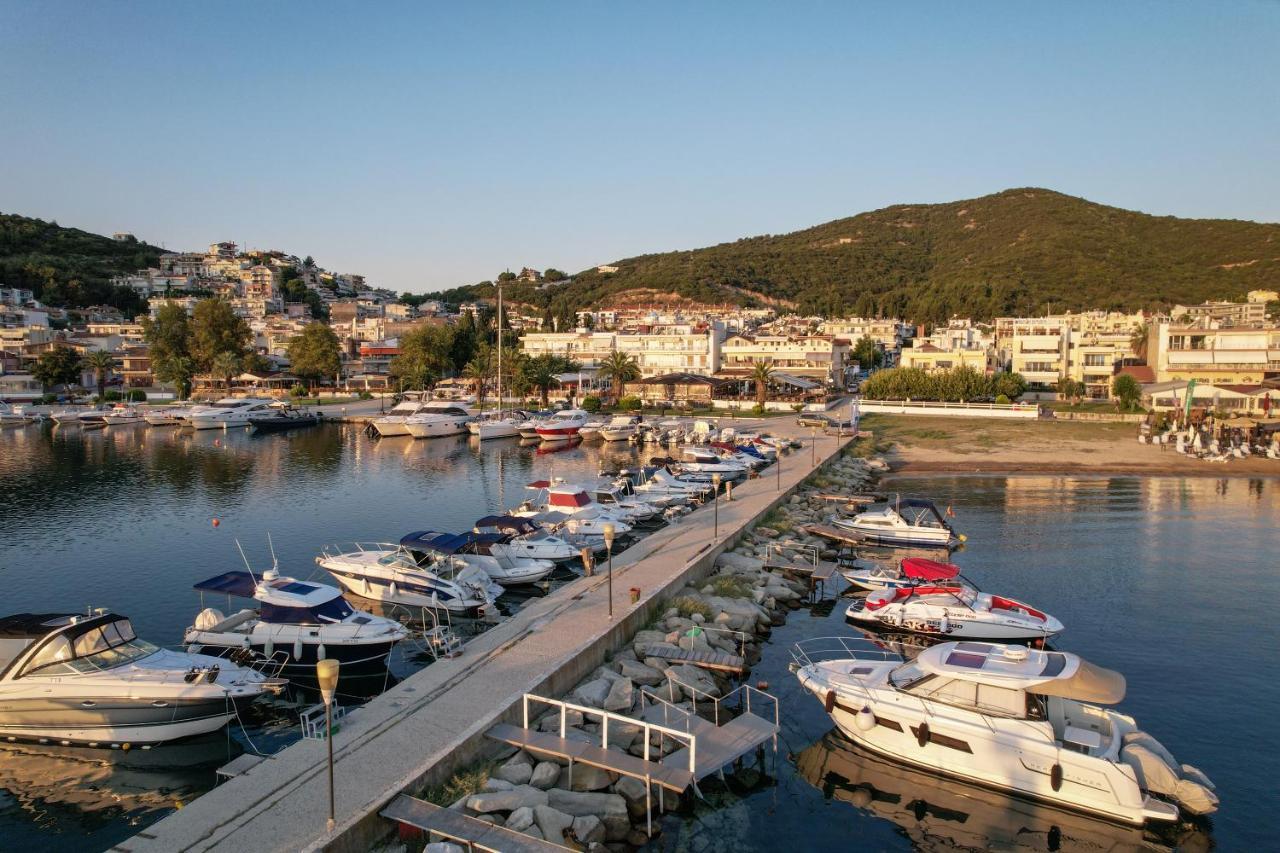 Blue Wave Luxury Suites Nea Iraklitsa Dış mekan fotoğraf