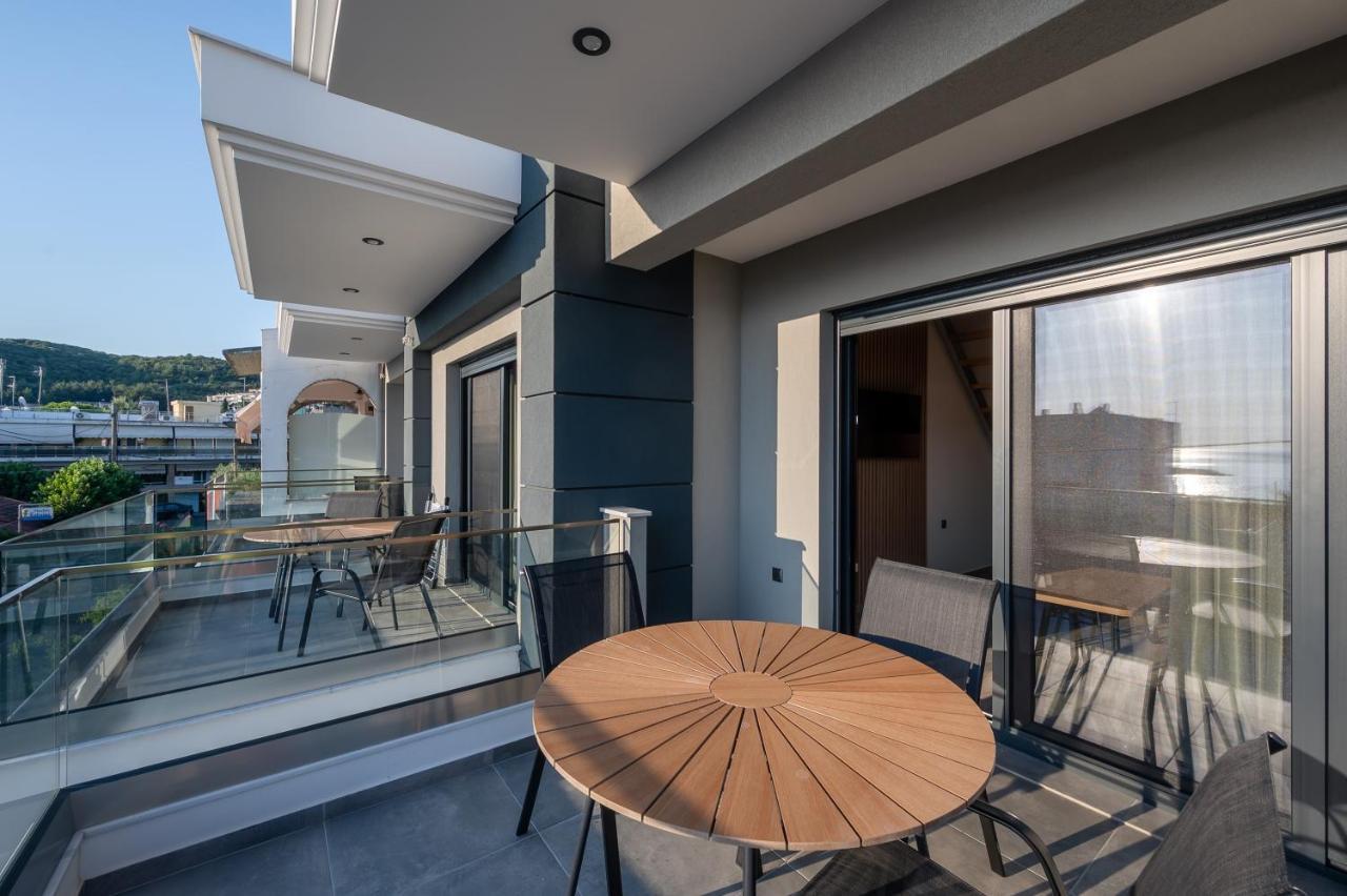 Blue Wave Luxury Suites Nea Iraklitsa Dış mekan fotoğraf