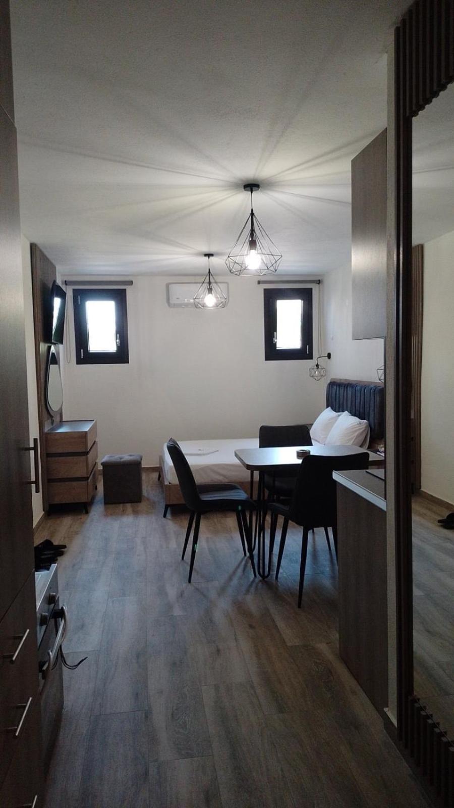 Blue Wave Luxury Suites Nea Iraklitsa Oda fotoğraf